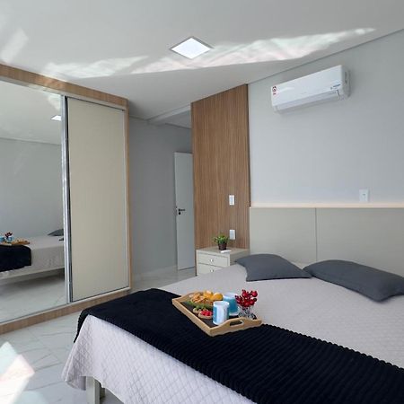 Apto Das Lavandas - 2 Quartos - Apto Todo Climatizado - A 150M Do Parque Termal! Piratuba Ngoại thất bức ảnh