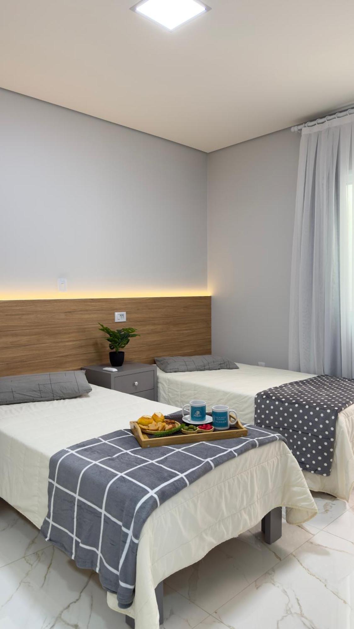 Apto Das Lavandas - 2 Quartos - Apto Todo Climatizado - A 150M Do Parque Termal! Piratuba Ngoại thất bức ảnh
