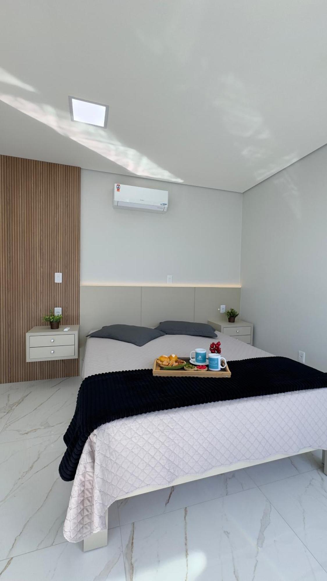 Apto Das Lavandas - 2 Quartos - Apto Todo Climatizado - A 150M Do Parque Termal! Piratuba Ngoại thất bức ảnh